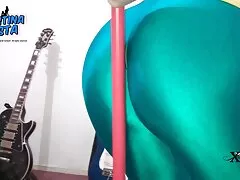 Viejo amante arrancó videos anales profundos a su joven novia
