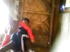 Hombre negro cualitativamente arrancó una morena de piernas largas con una gran gordas anal polla
