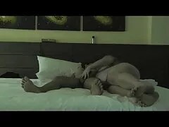 Dos putas anales disfrutando de una gran polla romántica llora anal